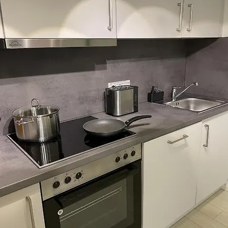 Mit Terrasse - Naehe Chio Aachen Apartamento *