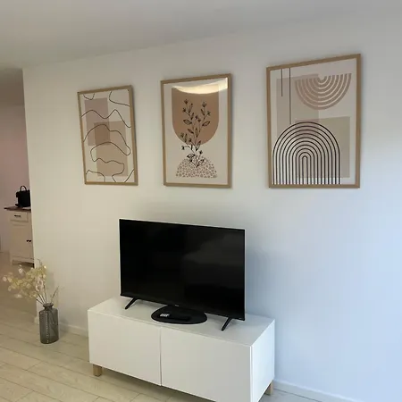 - Naehe Chio Aachen * Herzogenrath